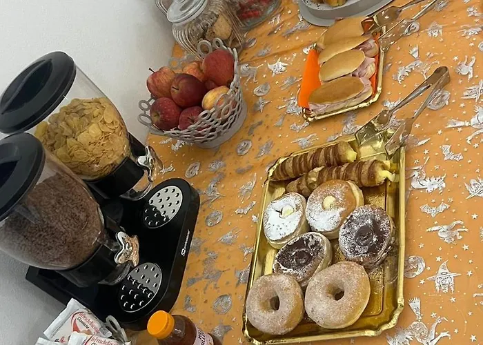 Duomo 게스트하우스 코마키오