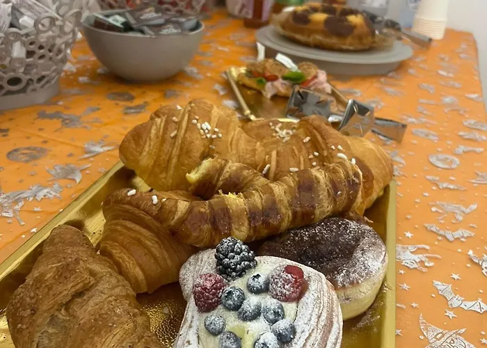 ゲストハウス Duomo コマッキオ